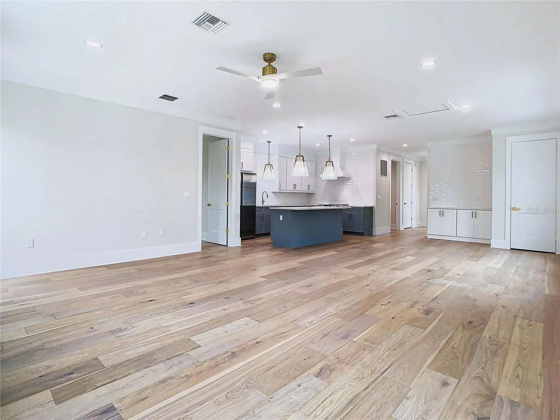 2345 Bahia Vista Street Sarasota FL 34239