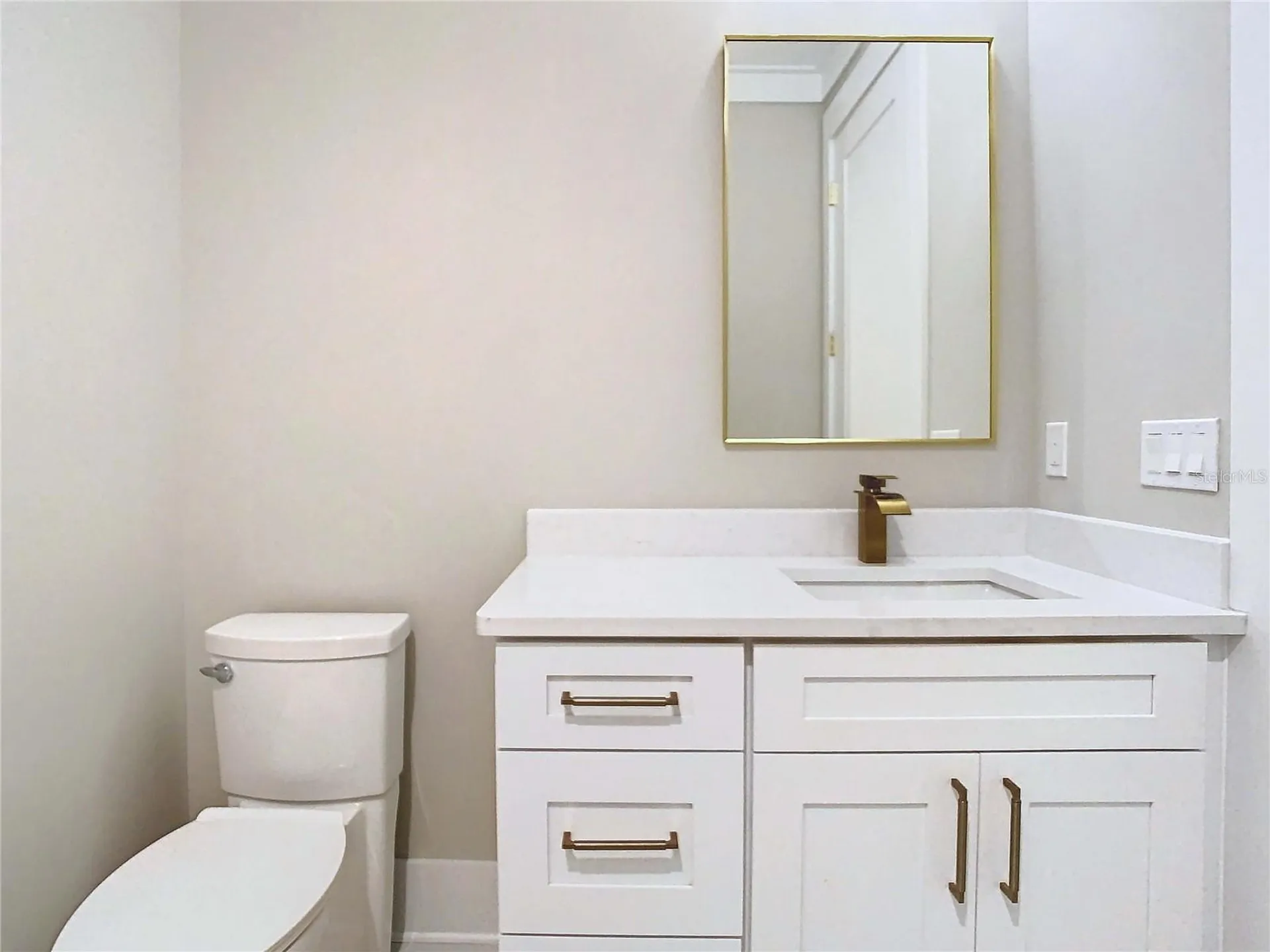 2345 Bahia Vista Street Sarasota FL 34239