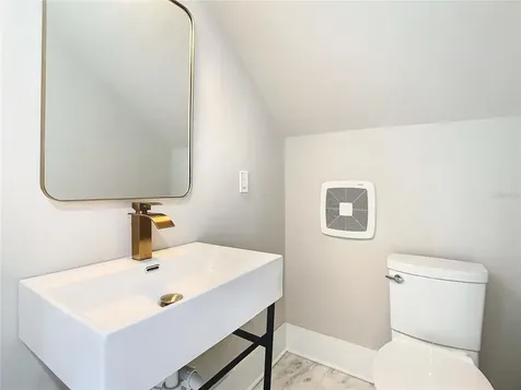 2345 Bahia Vista Street Sarasota FL 34239