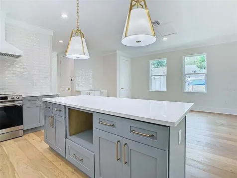 2345 Bahia Vista Street Sarasota FL 34239