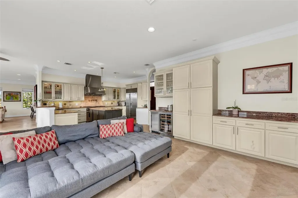 550 Yardarm Lane Longboat Key FL 34228