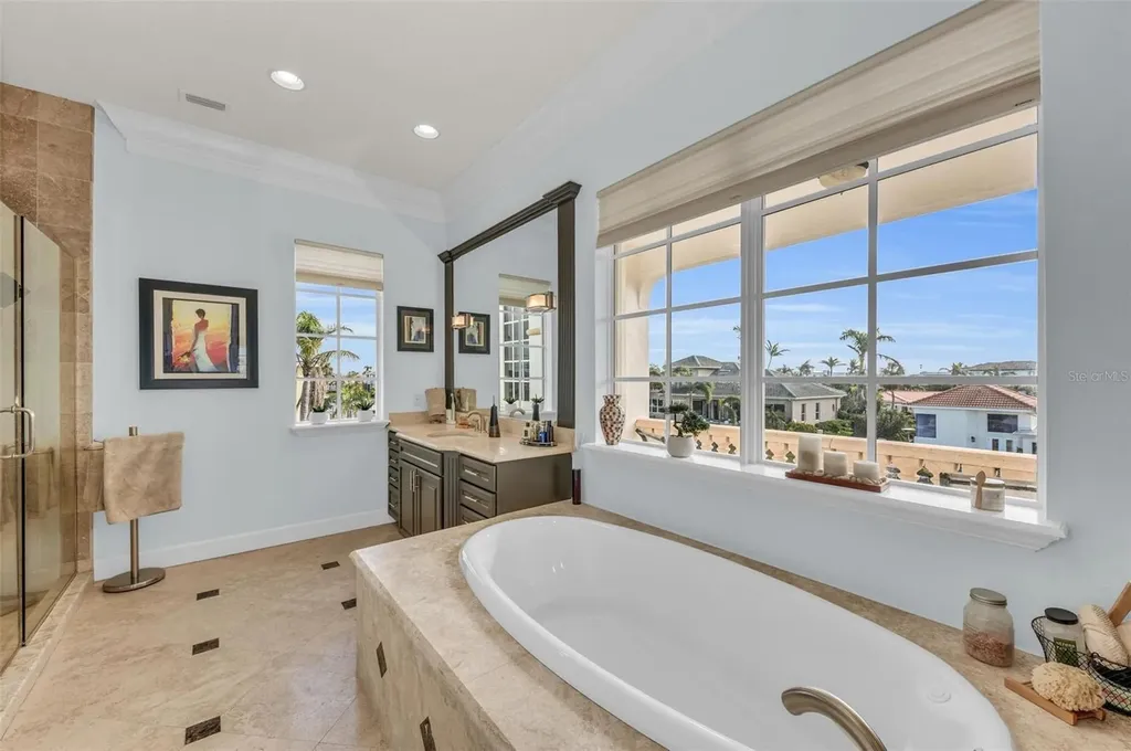 550 Yardarm Lane Longboat Key FL 34228
