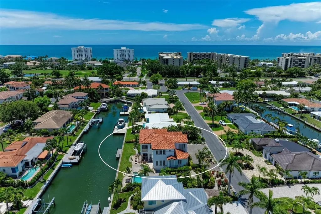 550 Yardarm Lane Longboat Key FL 34228