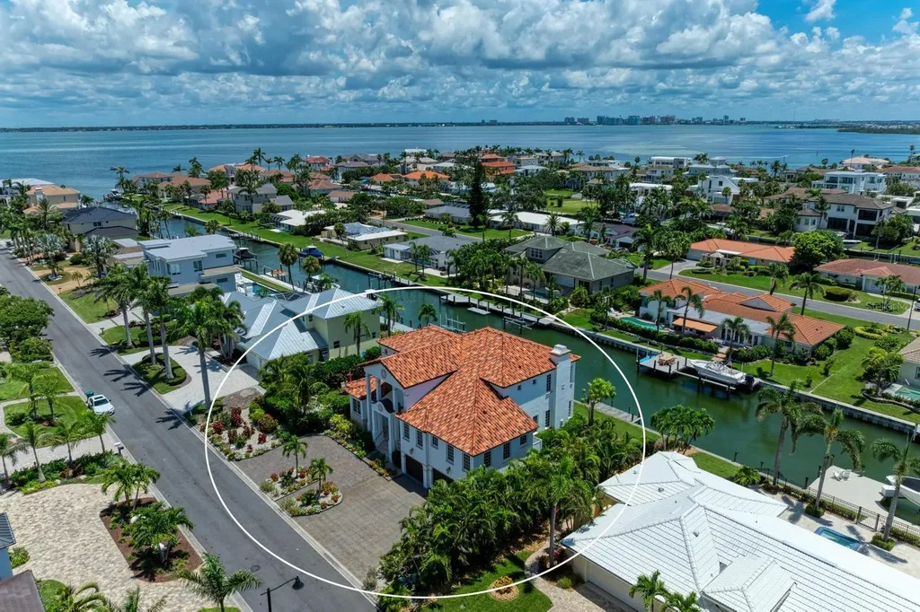 550 Yardarm Lane Longboat Key FL 34228