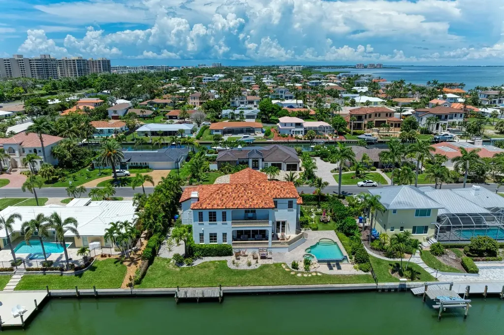 550 Yardarm Lane Longboat Key FL 34228