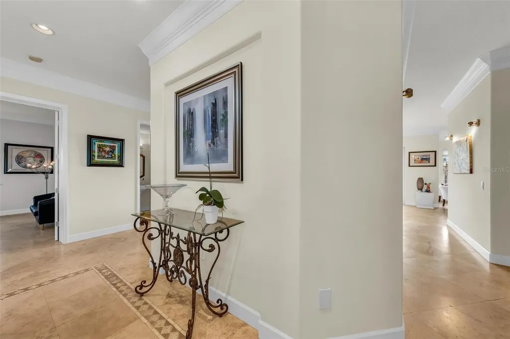 550 Yardarm Lane Longboat Key FL 34228
