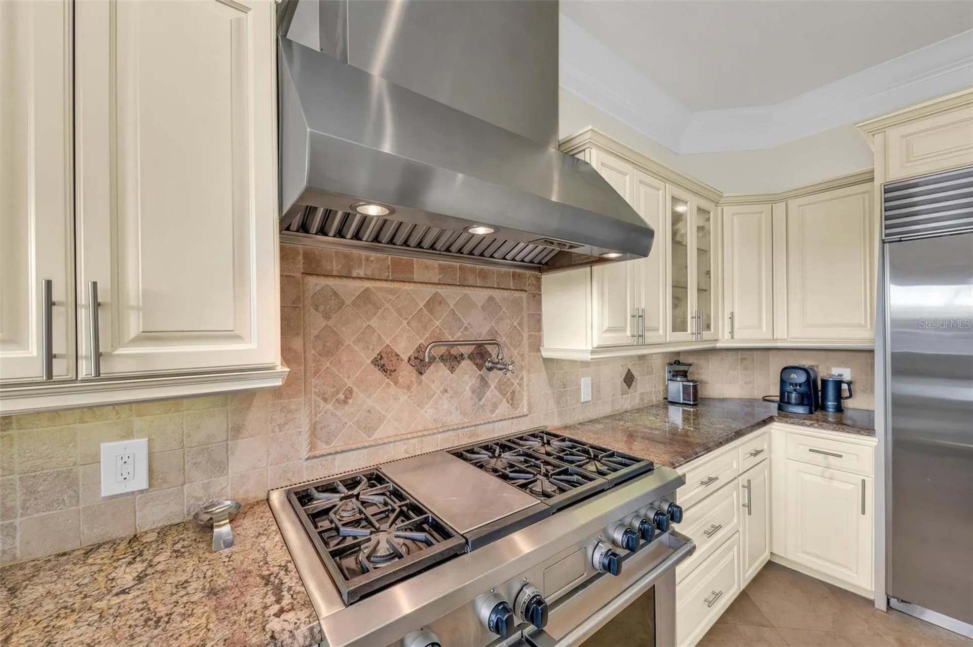 550 Yardarm Lane Longboat Key FL 34228