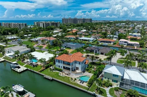 550 Yardarm Lane Longboat Key FL 34228