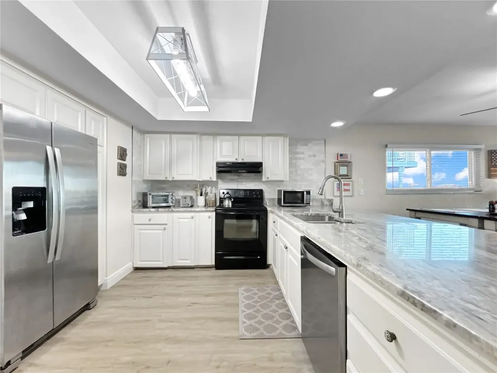 2505 Bay Boulevard Indian Rocks Beach FL 33785