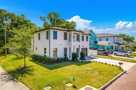 902 W Plymouth Street Tampa FL 33603
