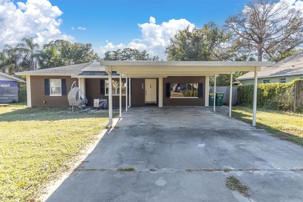 1797 Rainbow Boulevard Clearwater FL 33760