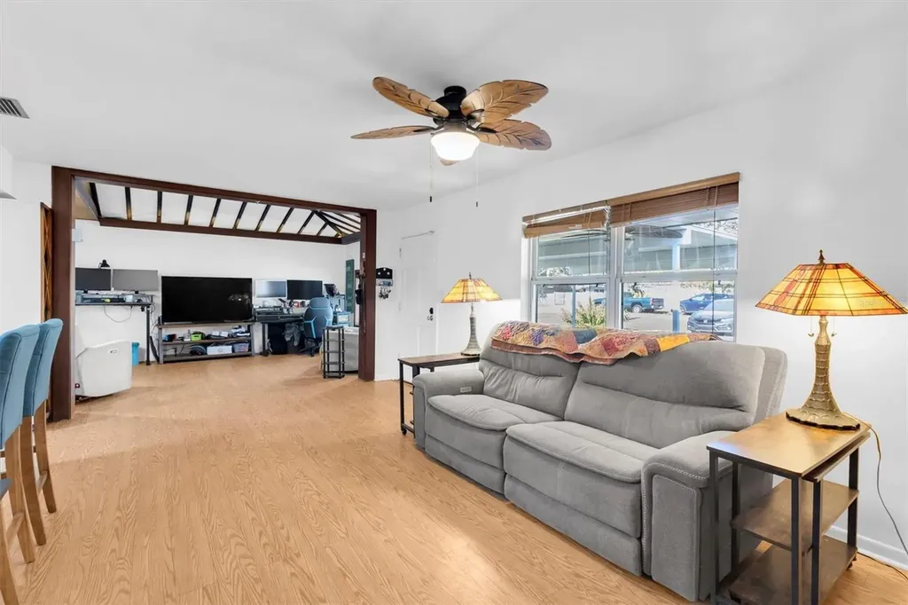 1797 Rainbow Boulevard Clearwater FL 33760