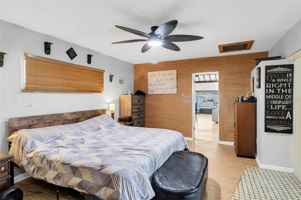 1797 Rainbow Boulevard Clearwater FL 33760