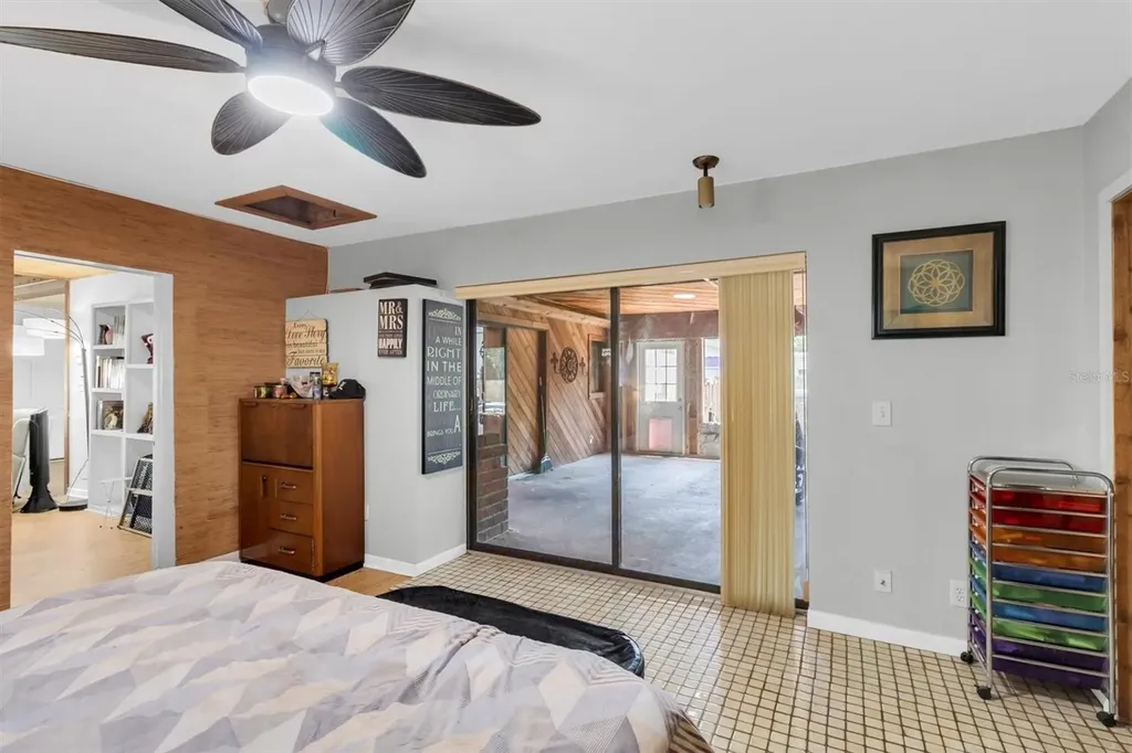 1797 Rainbow Boulevard Clearwater FL 33760