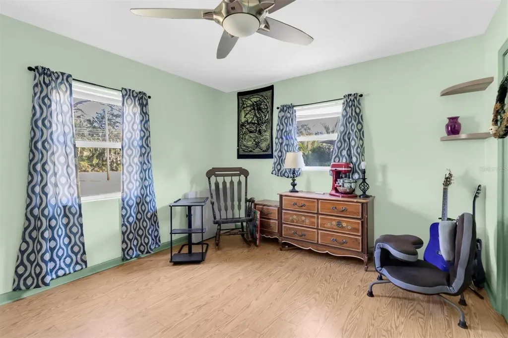 1797 Rainbow Boulevard Clearwater FL 33760