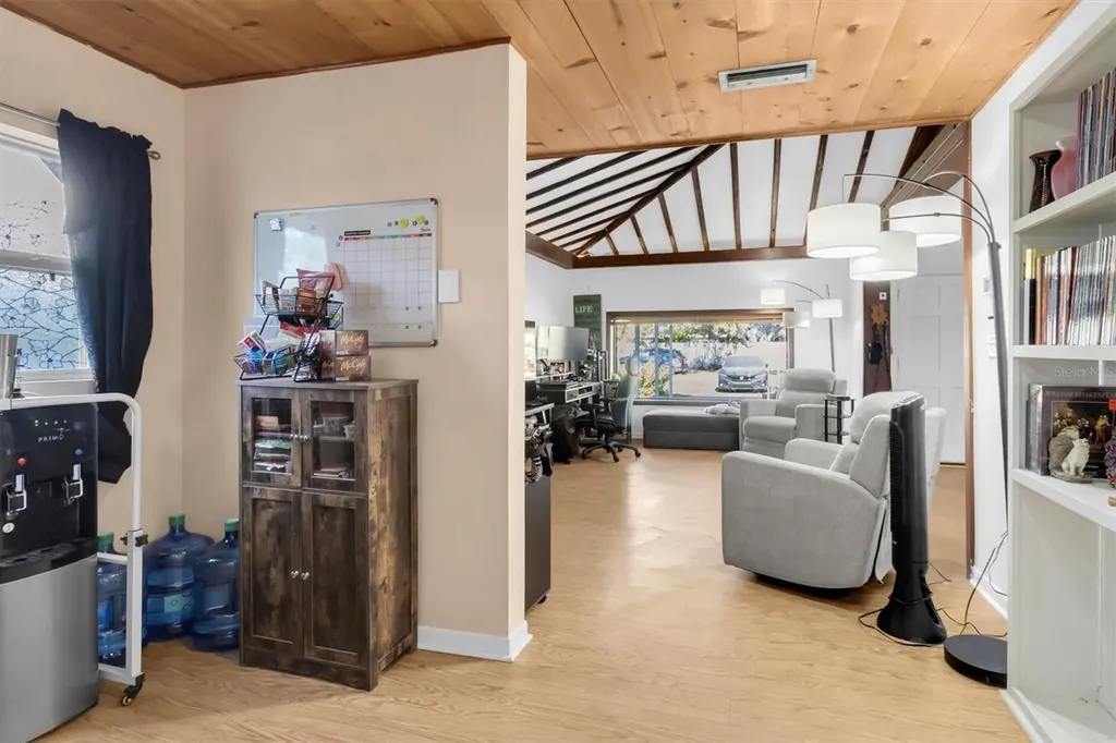 1797 Rainbow Boulevard Clearwater FL 33760