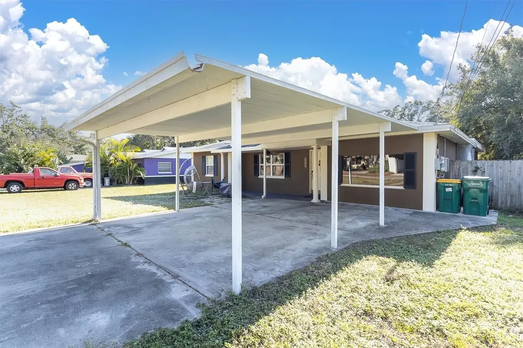 1797 Rainbow Boulevard Clearwater FL 33760
