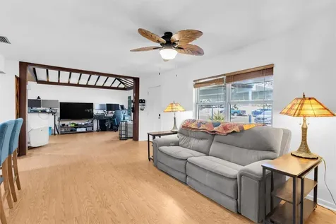 1797 Rainbow Boulevard Clearwater FL 33760