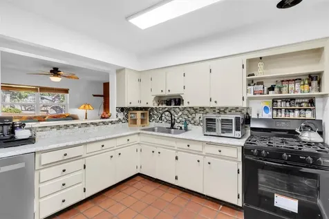 1797 Rainbow Boulevard Clearwater FL 33760