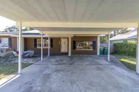 1797 Rainbow Boulevard Clearwater FL 33760