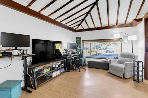 1797 Rainbow Boulevard Clearwater FL 33760
