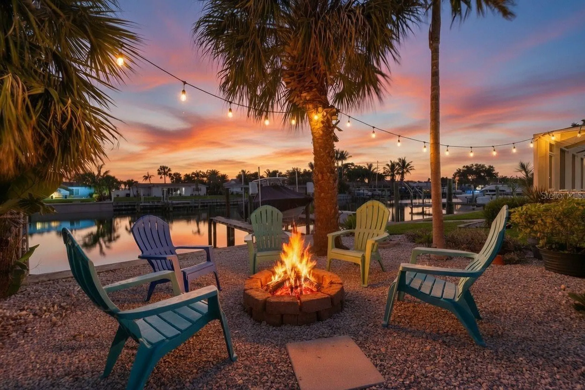 4461 38th Way S St Petersburg FL 33711