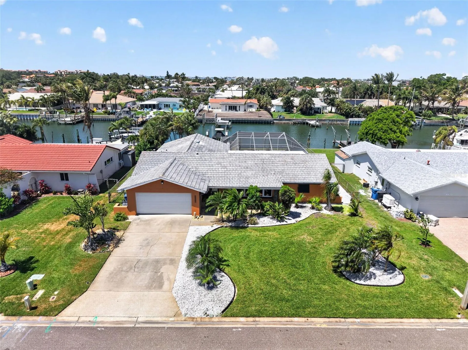 4461 38th Way S St Petersburg FL 33711