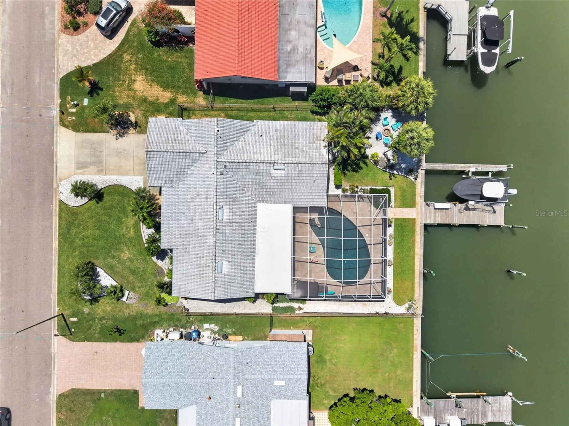 4461 38th Way S St Petersburg FL 33711