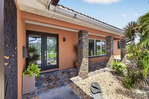 4461 38th Way S St Petersburg FL 33711