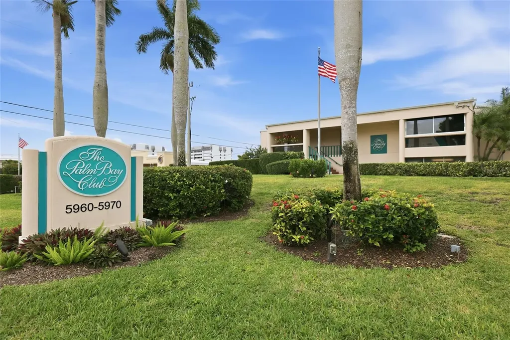 5962 Midnight Pass Road Sarasota FL 34242
