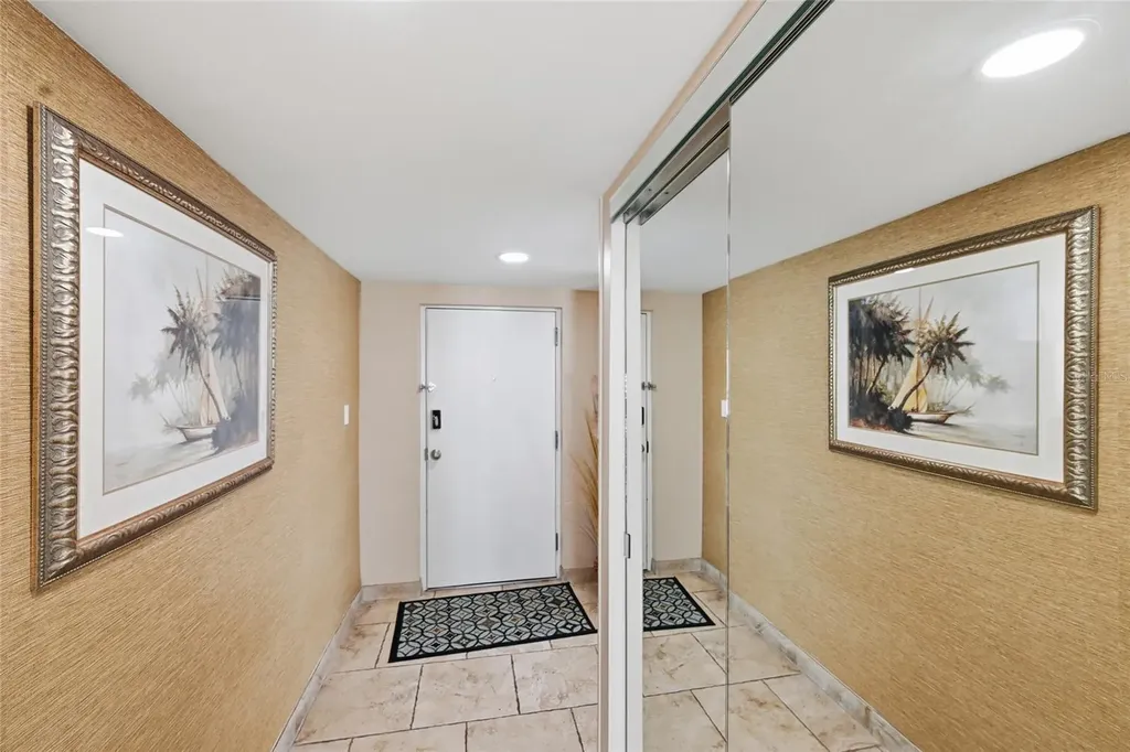 5962 Midnight Pass Road Sarasota FL 34242