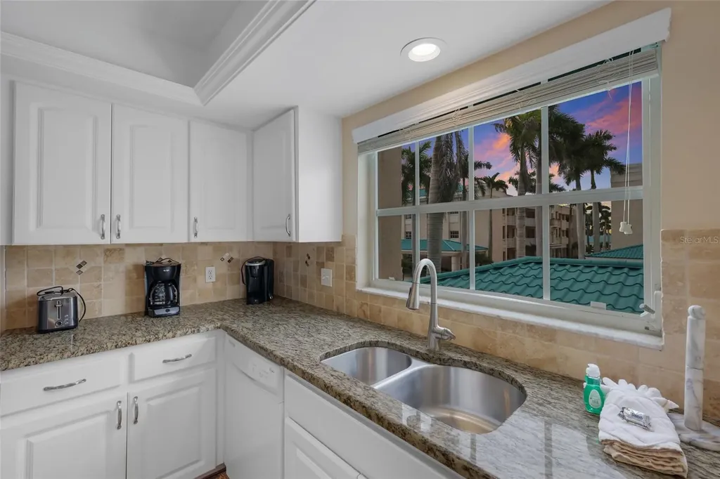 5962 Midnight Pass Road Sarasota FL 34242