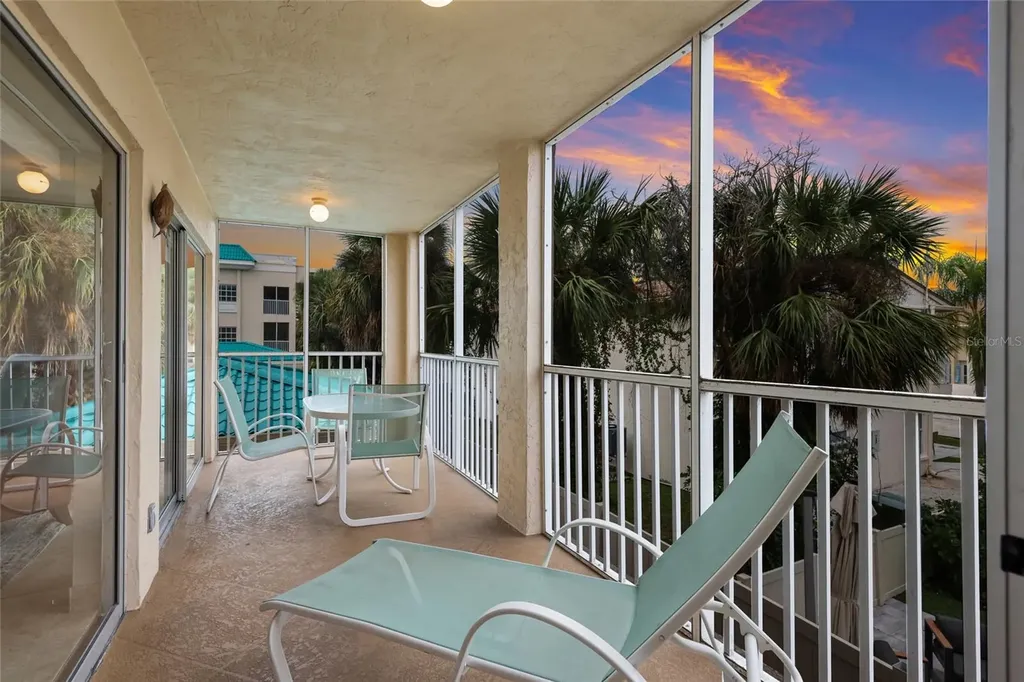 5962 Midnight Pass Road Sarasota FL 34242