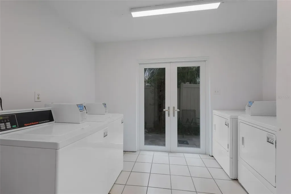 5962 Midnight Pass Road Sarasota FL 34242