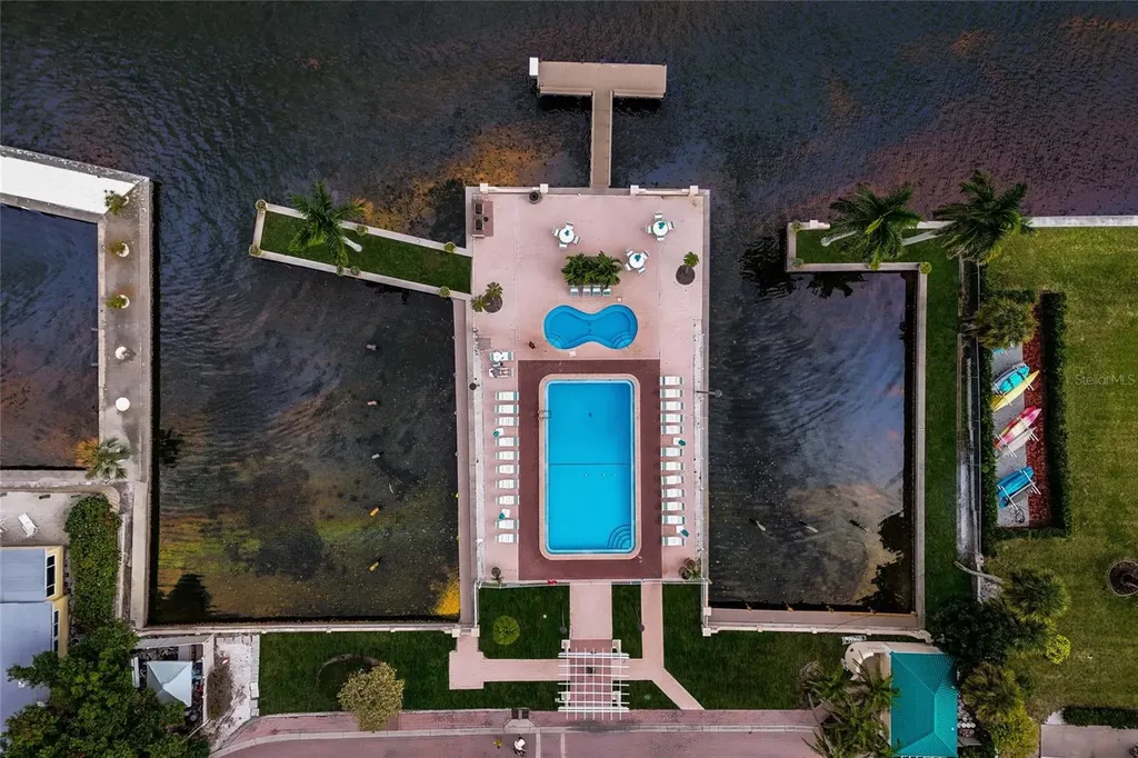 5962 Midnight Pass Road Sarasota FL 34242