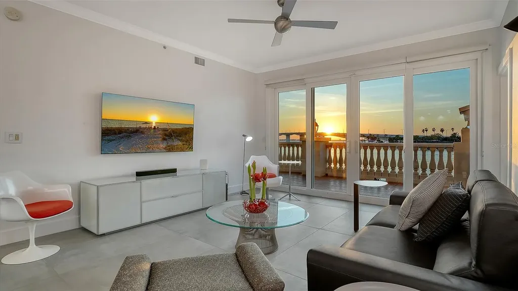 166 Golden Gate Point Sarasota FL 34236
