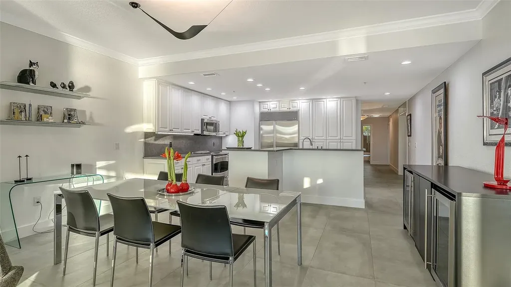 166 Golden Gate Point Sarasota FL 34236