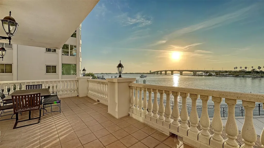 166 Golden Gate Point Sarasota FL 34236