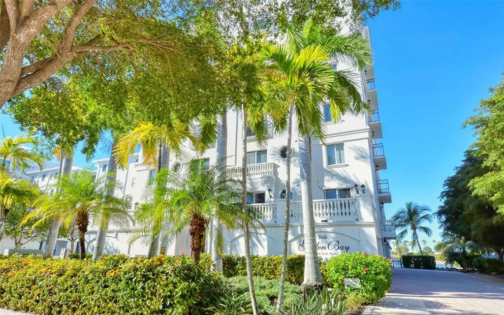 166 Golden Gate Point Sarasota FL 34236