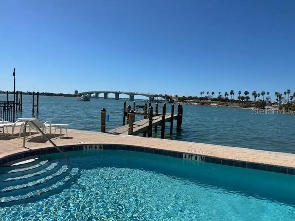 166 Golden Gate Point Sarasota FL 34236