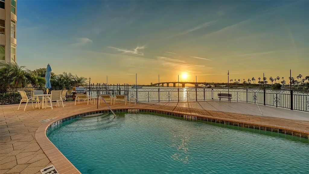 166 Golden Gate Point Sarasota FL 34236