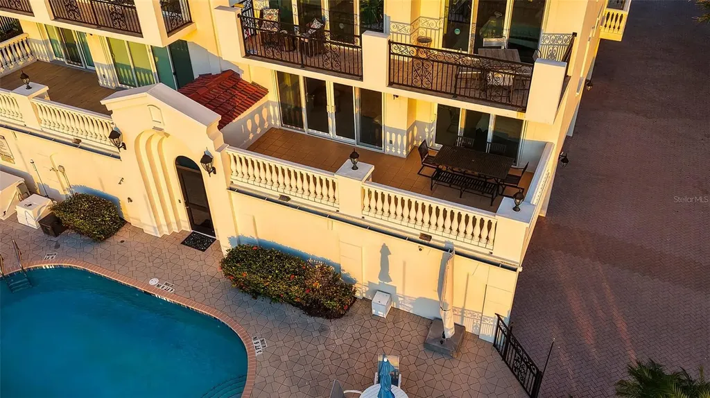 166 Golden Gate Point Sarasota FL 34236