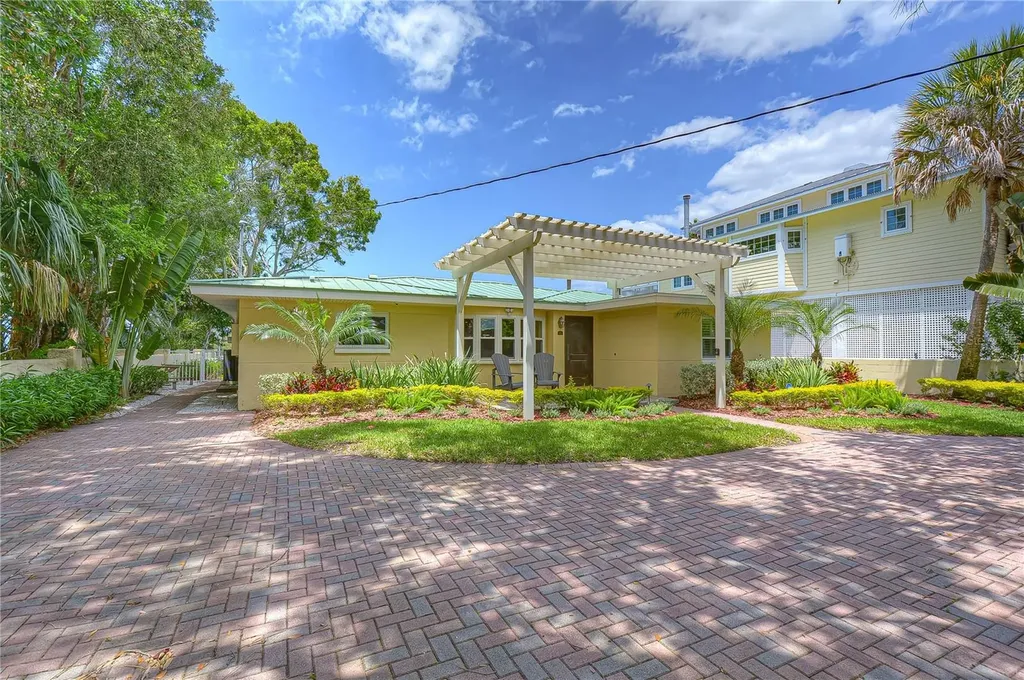 115 Buena Vista Drive S Dunedin FL 34698