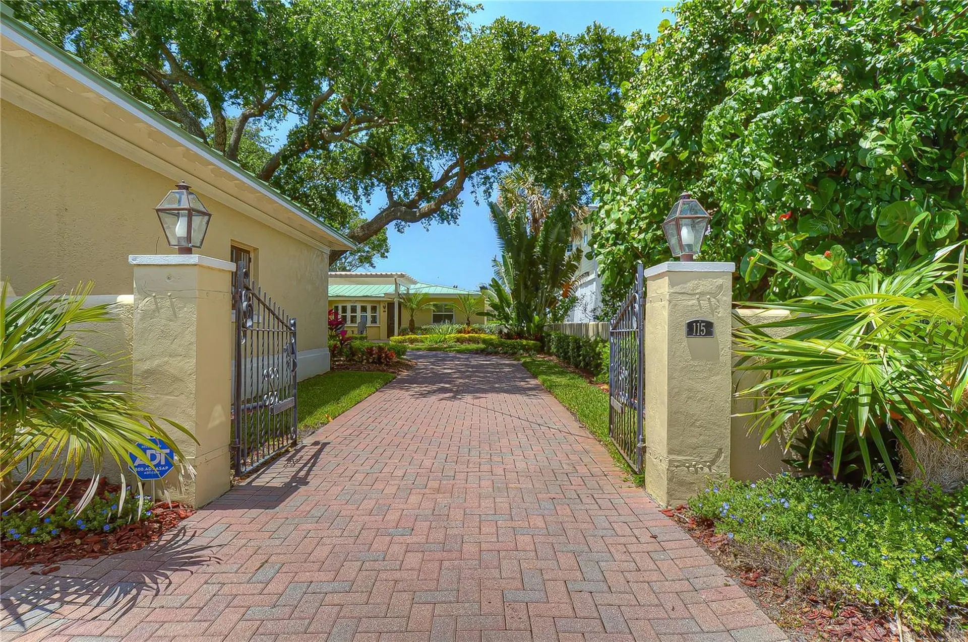 115 Buena Vista Drive S Dunedin FL 34698