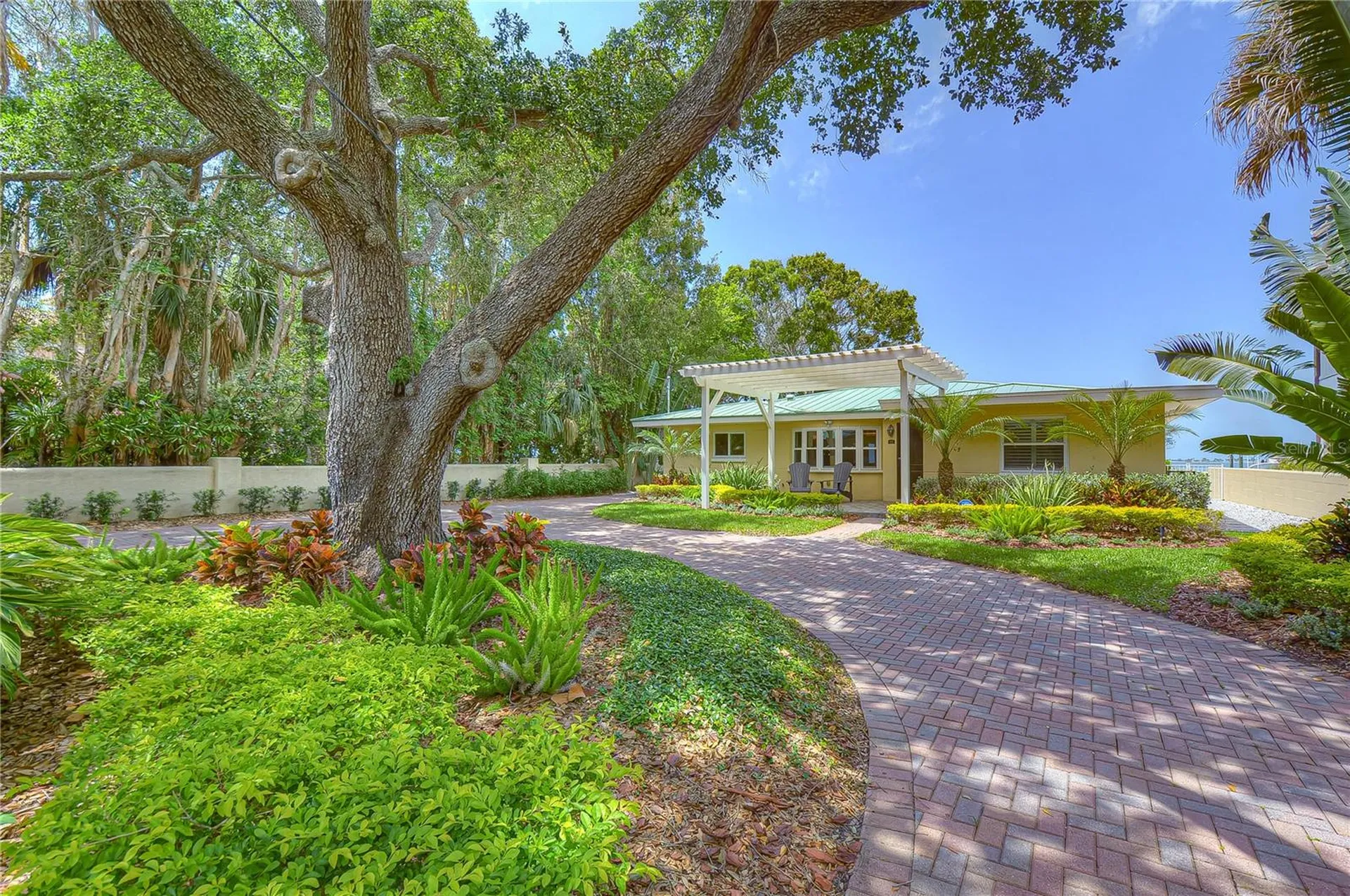 115 Buena Vista Drive S Dunedin FL 34698