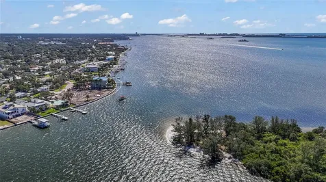 115 Buena Vista Drive S Dunedin FL 34698