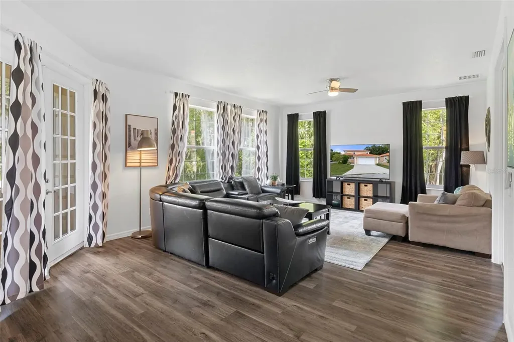 4810 S Amstel Drive Homosassa FL 34448