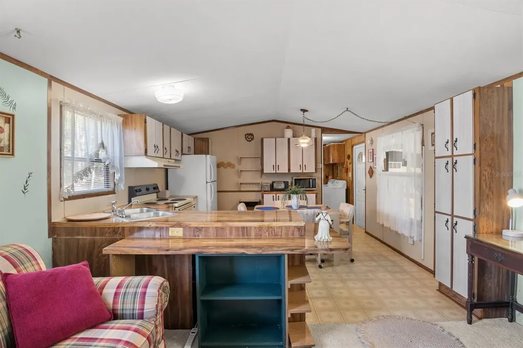 131 Edgewood Boulevard Lake Wales FL 33898