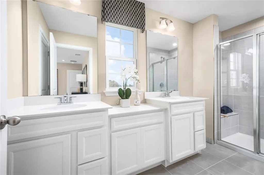 1289 Pineywood Field Drive Davenport FL 33837