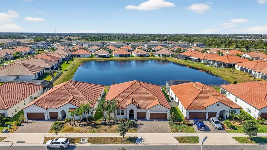 17109 Star Banks Street Wimauma FL 33598